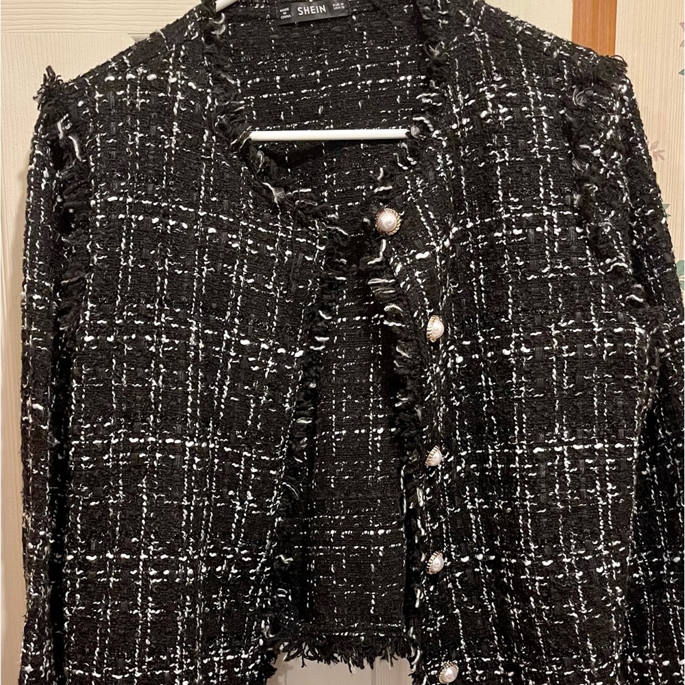 Black wool/thick material jacket with buttons by shein size Med